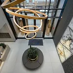 公寓 Elegant & Bright Janosika In With Parking By Renters